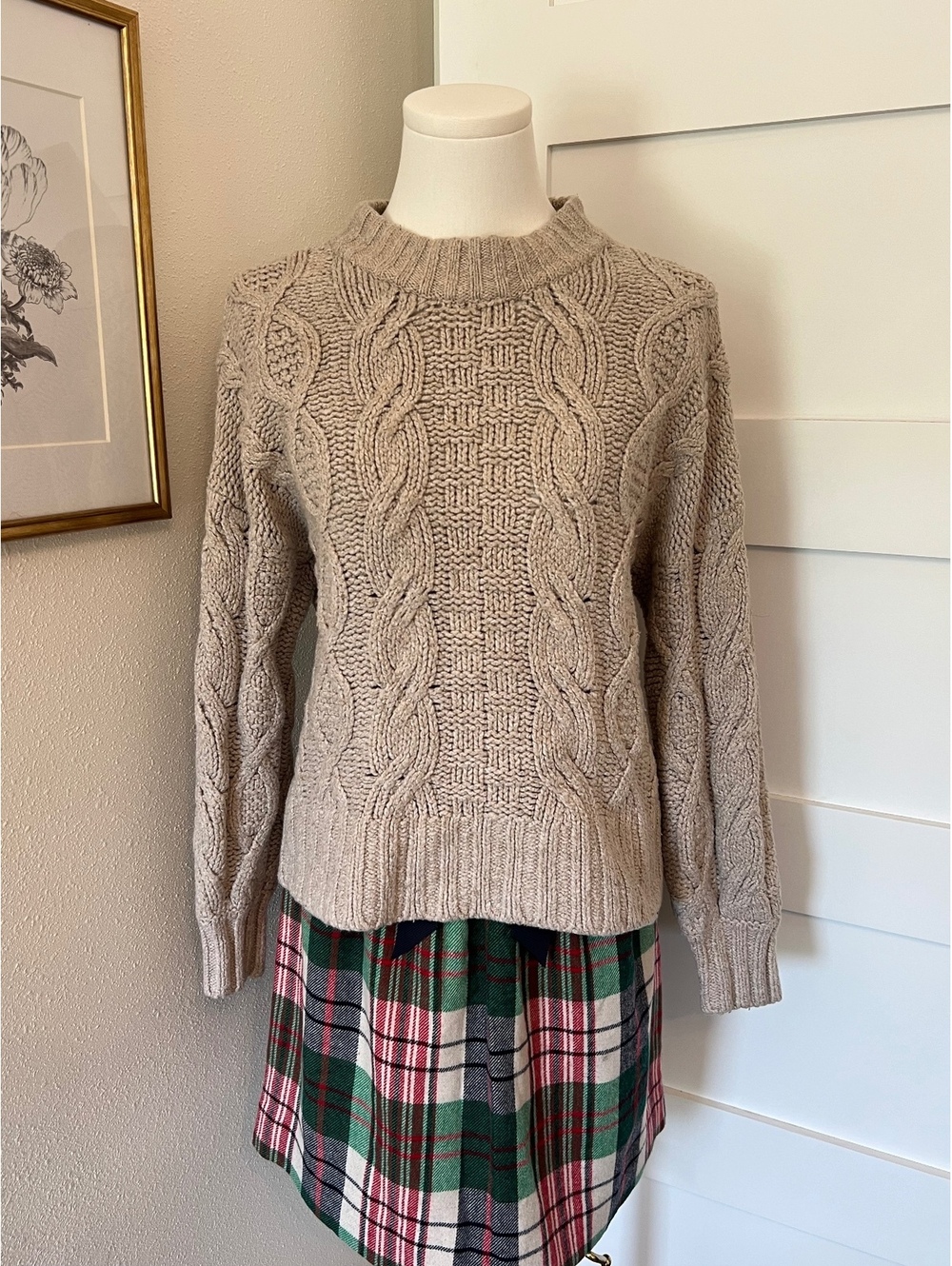 American Eagle Chunky Cable Knit Pullover Sweater